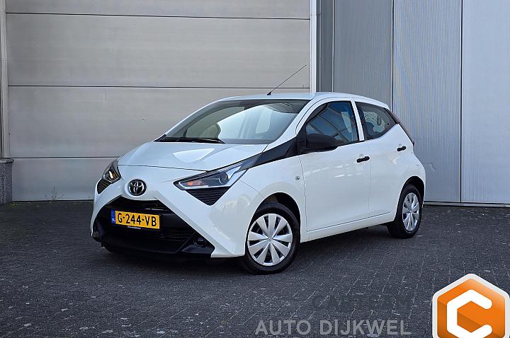 Toyota Aygo 1.0 VVT-i x-fun
