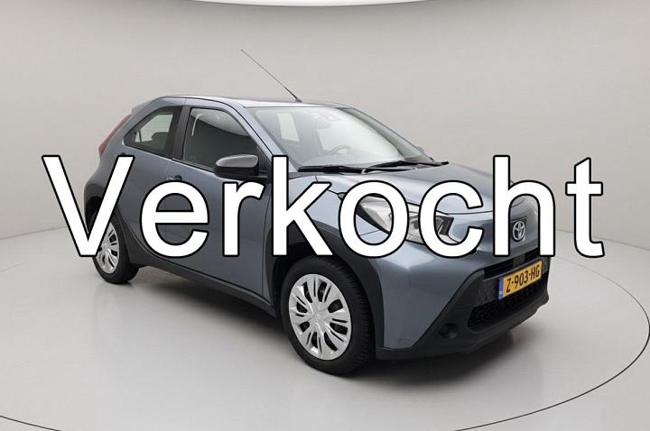 Toyota Aygo X 1.0 VVT-i MT Play Camera/ Adapt. cruiscontr./ Multimedia