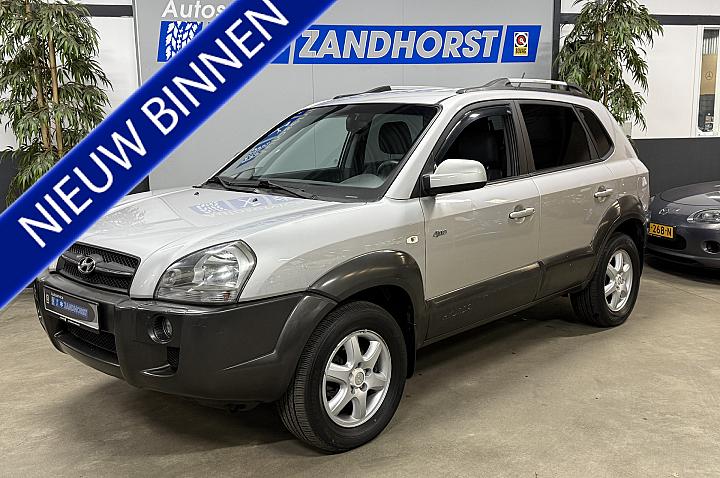 Hyundai Tucson 2.7i V6 4WD Style // Autom. // Cruise