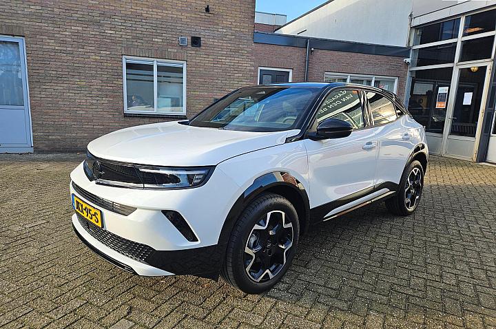 Opel Mokka GS - LINE . AUTOMAAT. SUPER COMPLETE AUTO .