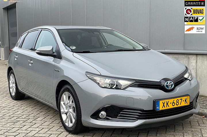 Toyota Auris 1.8 Hybrid Energy Plus / Navigatie / Trekhaak