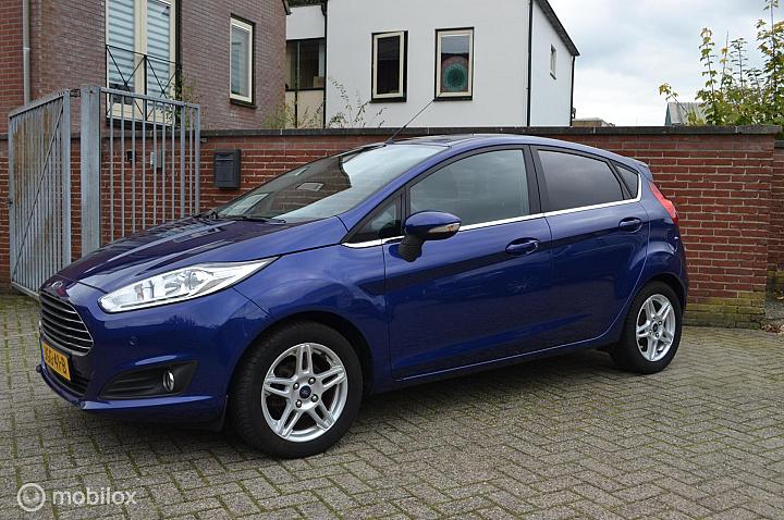 Ford Fiesta 1.0 EcoBoost Titanium | NW Distr. | Sony | PDC V+A | Stoelv | Navi | verkocht