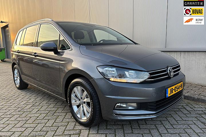 Volkswagen Touran 1.2 TSI Highline / Navigatie