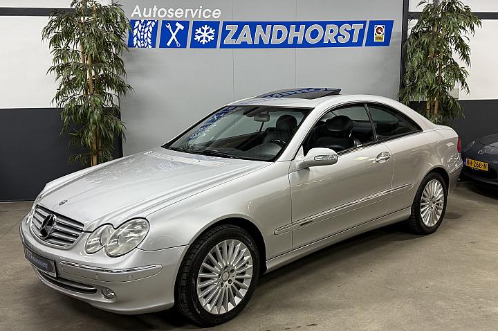 Mercedes-Benz CLK Coupé 240 Elegance // Autom. // Schuifdak // Leer // Carplay