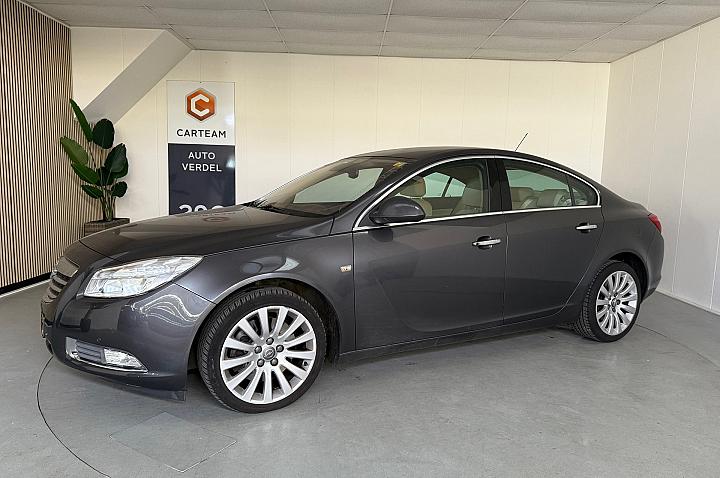 Opel Insignia 2.8 T Cosmo 4x4 Airco, Automaat, LMV, Cruise control
