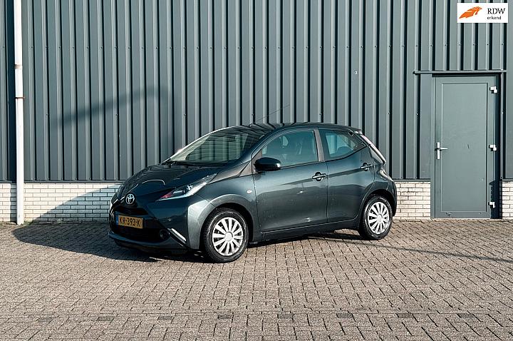 Toyota Aygo 1.0 VVT-i x-now*Bluetooth*5-Deurs*