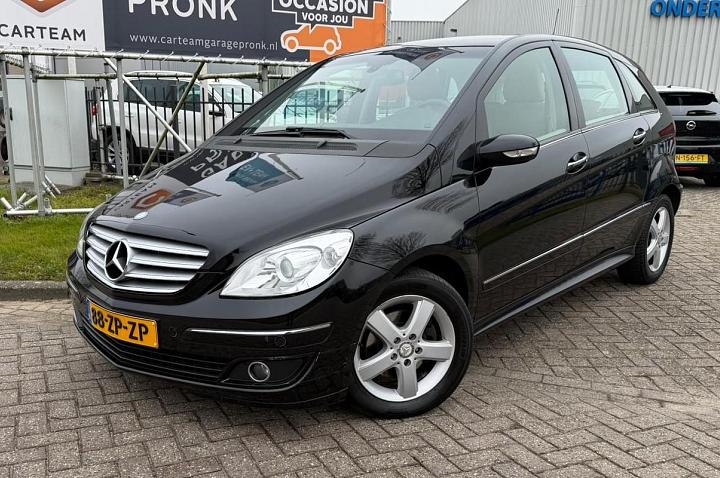 Mercedes-Benz B-Klasse NAVI/CRUIS/PANO/LEER/PDC V+A 200