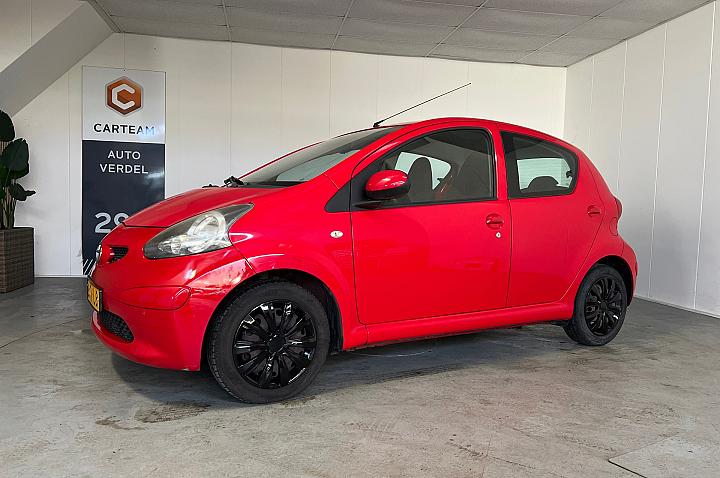 Toyota Aygo 1.0-12V +