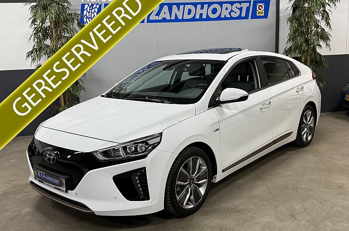 Hyundai IONIQ Premium EV 38kWh // schuifdak // Leer //