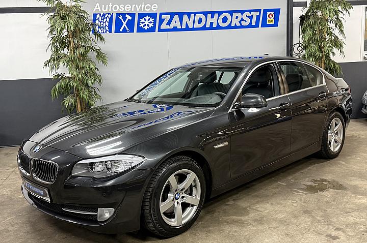 BMW 5 Serie 520i High Executive // Autom. // Leer // Stoelverw.