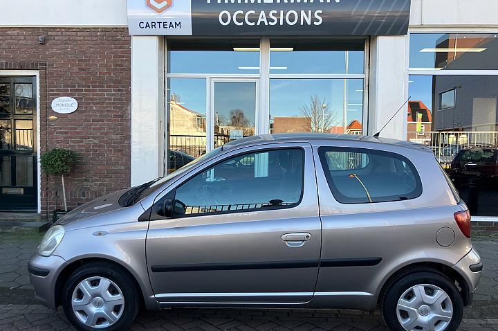 Toyota Yaris 1.3 VVT-i Terra|APK maart 2027