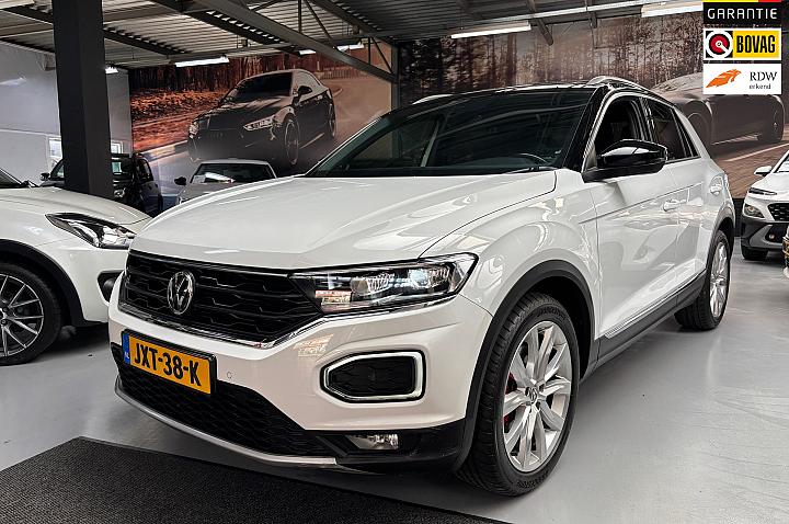 Volkswagen T-Roc 1.5 TSI Sport / Camera / Panorama Dak