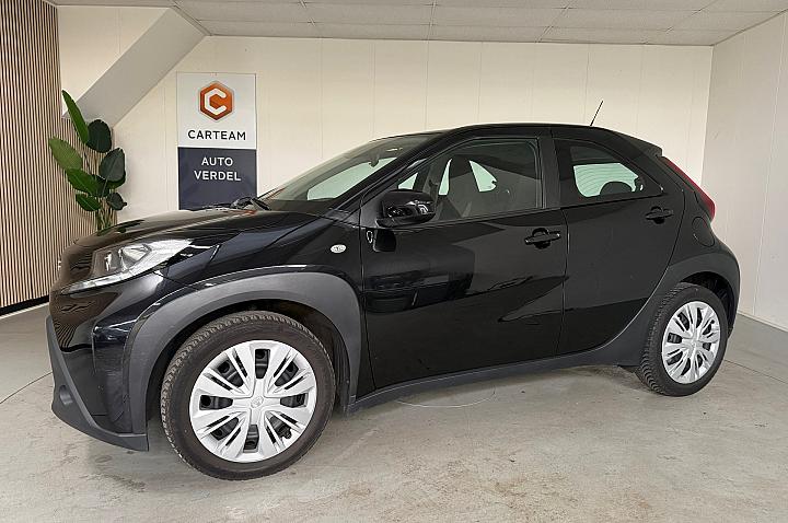 Toyota Aygo X 1.0 VVT-i MT Play Airco, Carplay/Navigatie, Camera, Navigatie, BTW auto