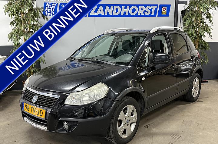 Fiat Sedici 1.6-16V Experience // 4X4 // LM velgen // Ecc // Trekhaak