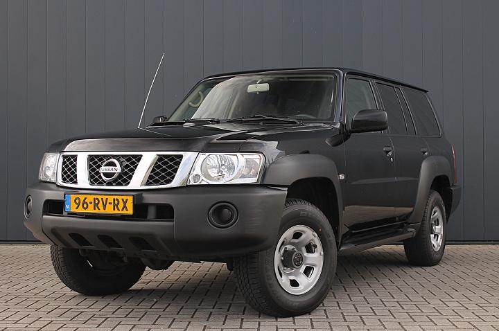 Nissan Patrol GR 3.0 DI COMFORT PLUS / 7 PERSOONS / 4X4 / AIRCO