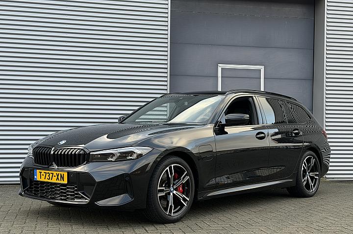 BMW 3 Serie Touring 330e I Hybride I Aut. I M-Sport Pro I Leder I Carplay I Incl. Btw