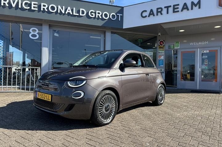 Fiat 500 (Verkocht) Electrisch SOH 92% Icon 42 kWh | CarPlay | Cruise | Airco | Winterpak. | PDC