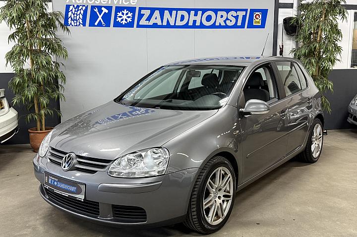 Volkswagen Golf 1.6 FSI Optive // Airco // LM velgen