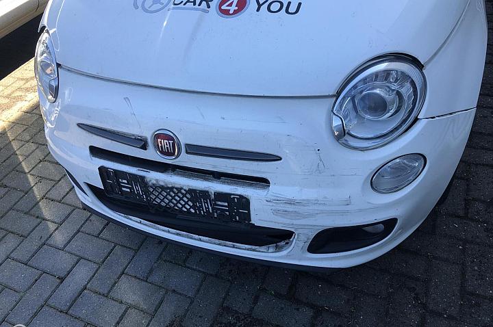 Fiat 500 0.9 TwinAir 500S met schade voor - achter