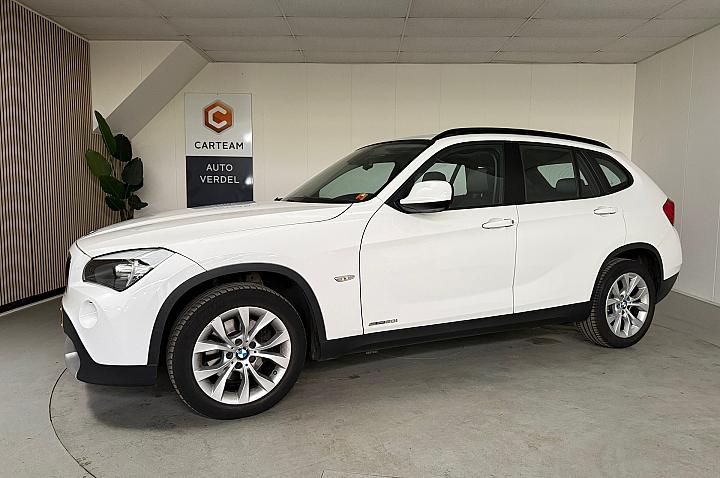 BMW X1 SDrive20i Business Airco, Navigatie, LMV,Panodak