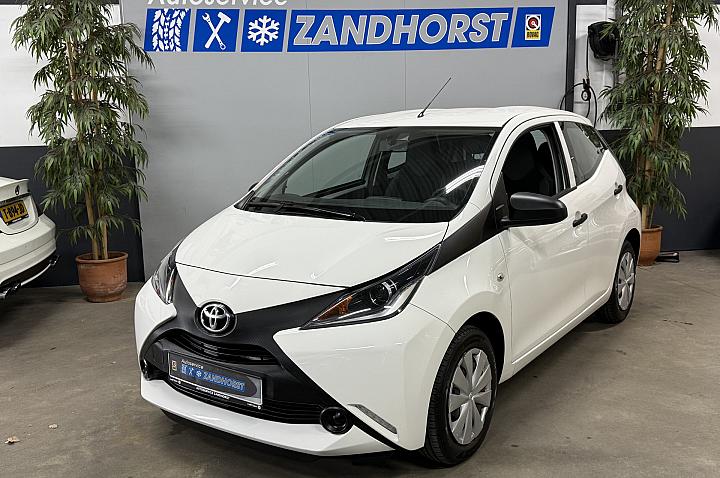 Toyota Aygo 1.0 VVT-i x-now // Airco // el. ramen