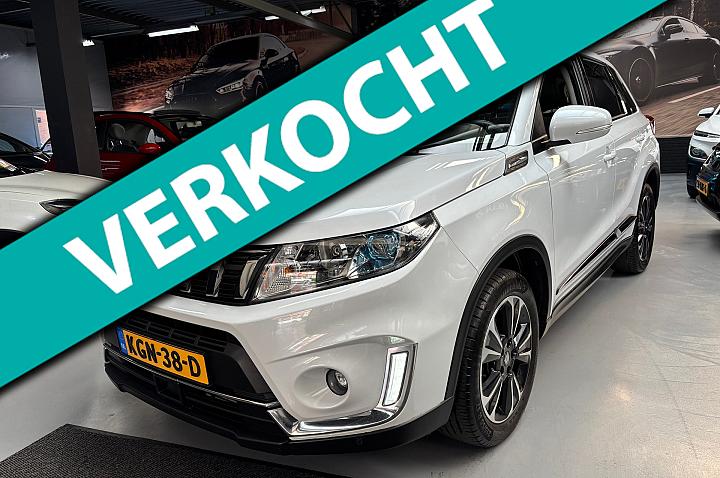 Suzuki Vitara 1.4 Boosterjet Style Smart Hybrid / PANO / Carplay