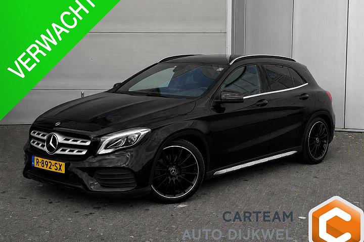 Mercedes-Benz GLA 180 Business Solution AMG