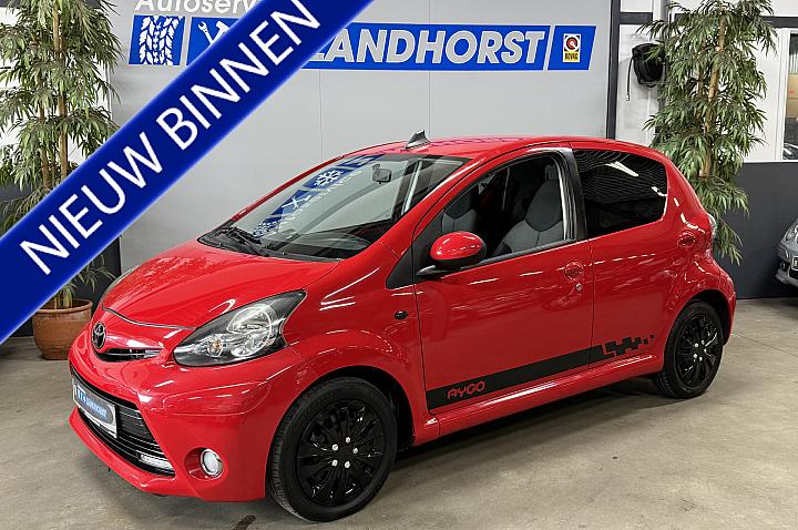 Toyota Aygo 1.0 VVT-i Now // Airco // El. ramen