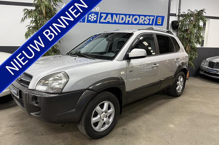 Hyundai Tucson 2.7i V6 4WD Style // Autom. // cruise // Ecc