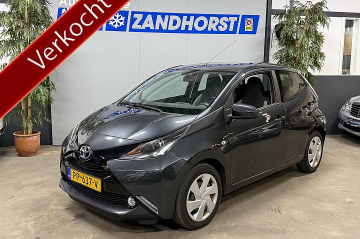 Toyota Aygo 1.0 VVT-i x-play // Aico // carplay Verkocht!!!
