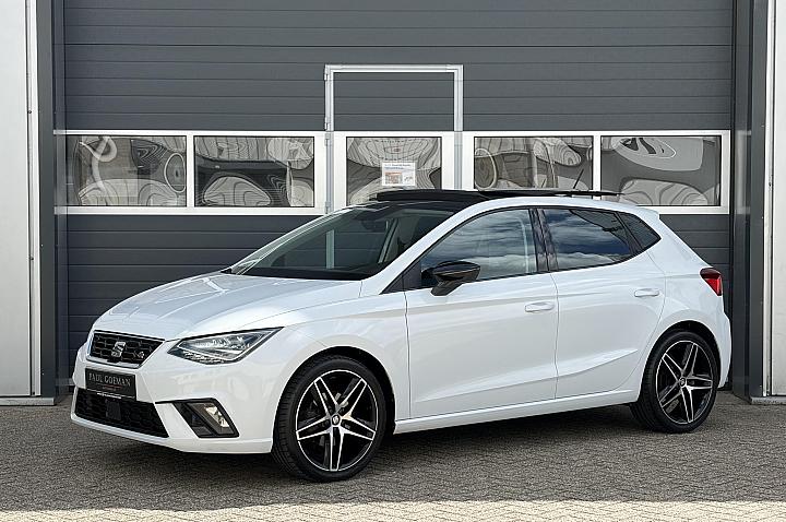 Seat Ibiza 1.0 TSI FR Business Intense | Pano | LED | Parkeer sensor | Draadloos opladen |