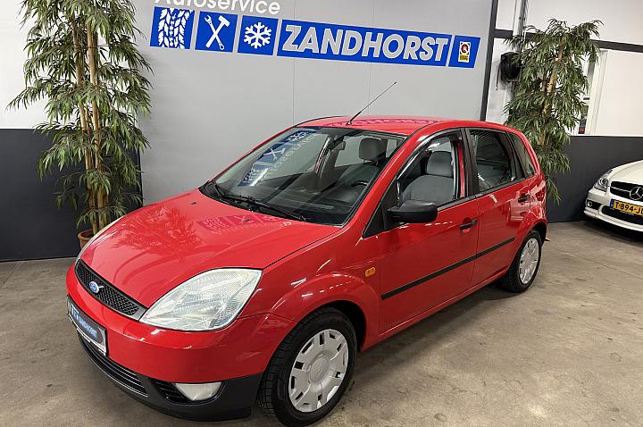 Ford Fiesta 1.3 Ambiente // Incl. nieuwe APK