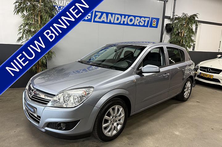 Opel Astra 1.6 Temptation // Lage KM Stand !!! // Incl. Nieuwe APK