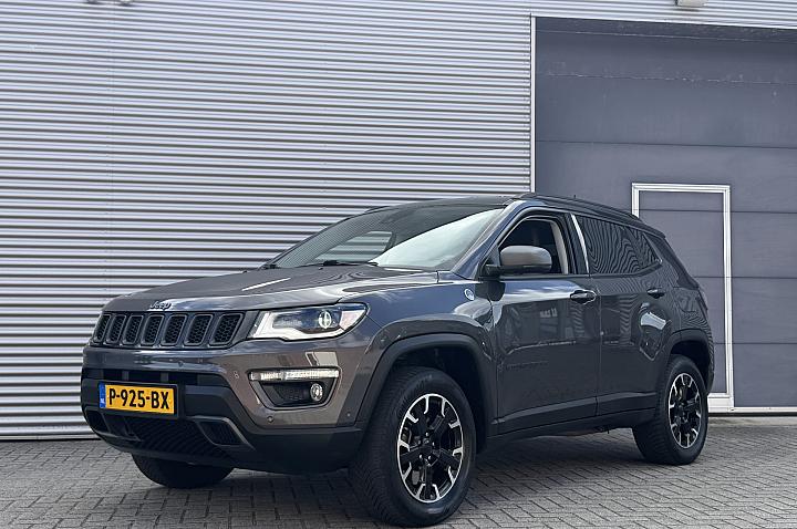 Jeep Compass 4xe 240 Plug-in Hybrid Electric Trailhawk I Aut. I Leder I Camera