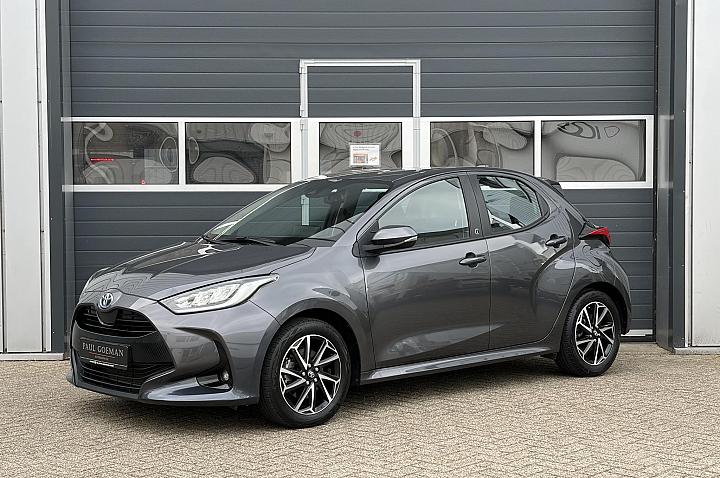 Toyota Yaris 1.5 Hybrid 115 Active | Camera | LED | Stoel verwarming | CarPlay |