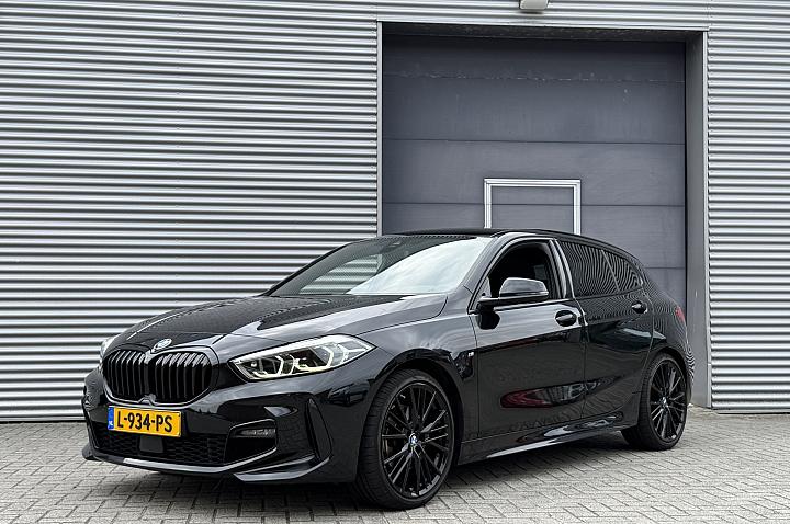 BMW 1 Serie 118i Business Edition Verkocht