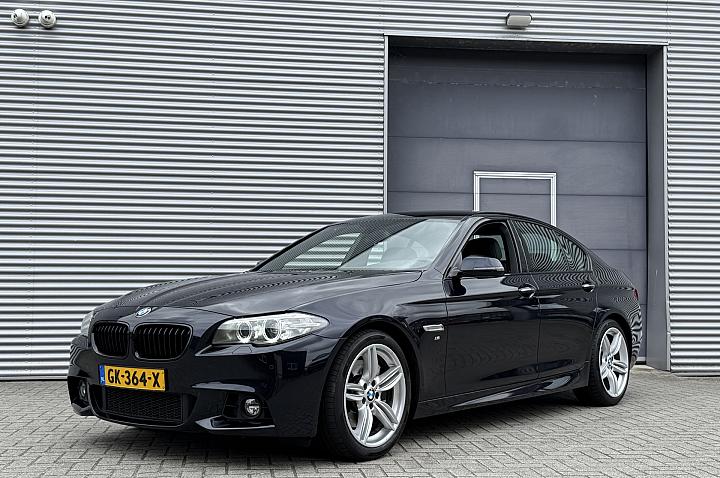 BMW 5 Serie 528i High Executive I Aut. I M-Pakket I Navi I Leder