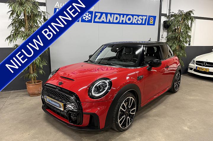 MINI 3-Deurs 2.0 Cooper S JCW // Panodak // Camera // Carplay